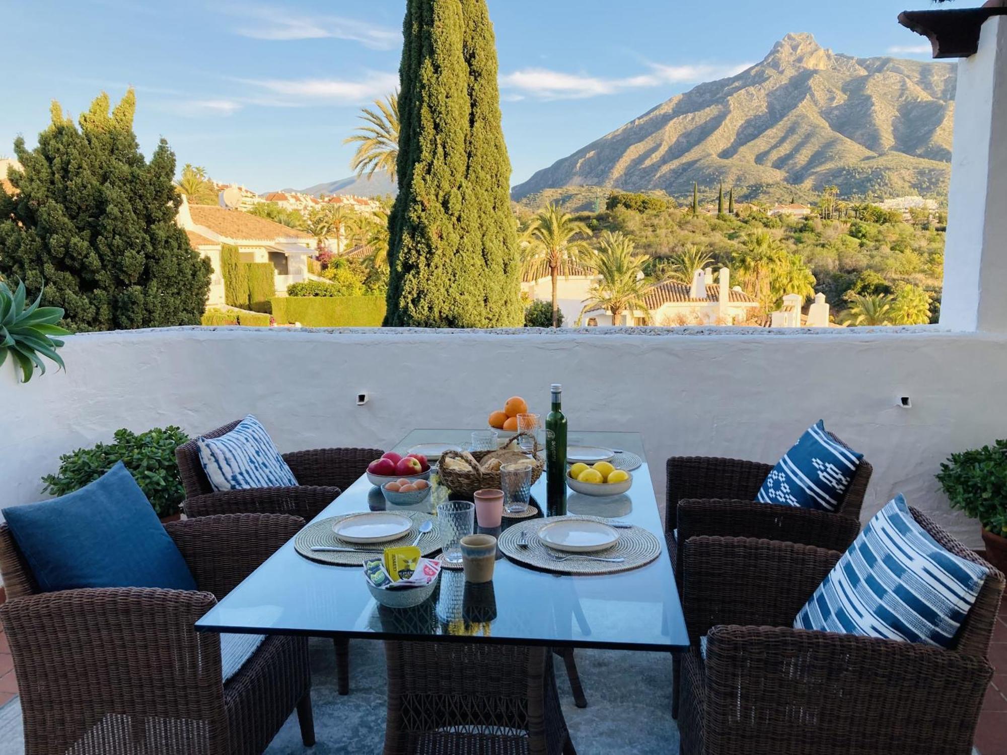 Las Lomas - Pool, Terrace & View Μαρμπέλλα Εξωτερικό φωτογραφία