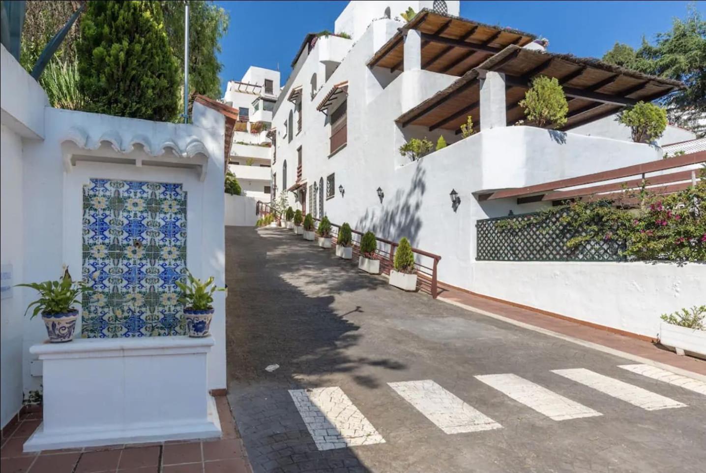 Las Lomas - Pool, Terrace & View Μαρμπέλλα Εξωτερικό φωτογραφία