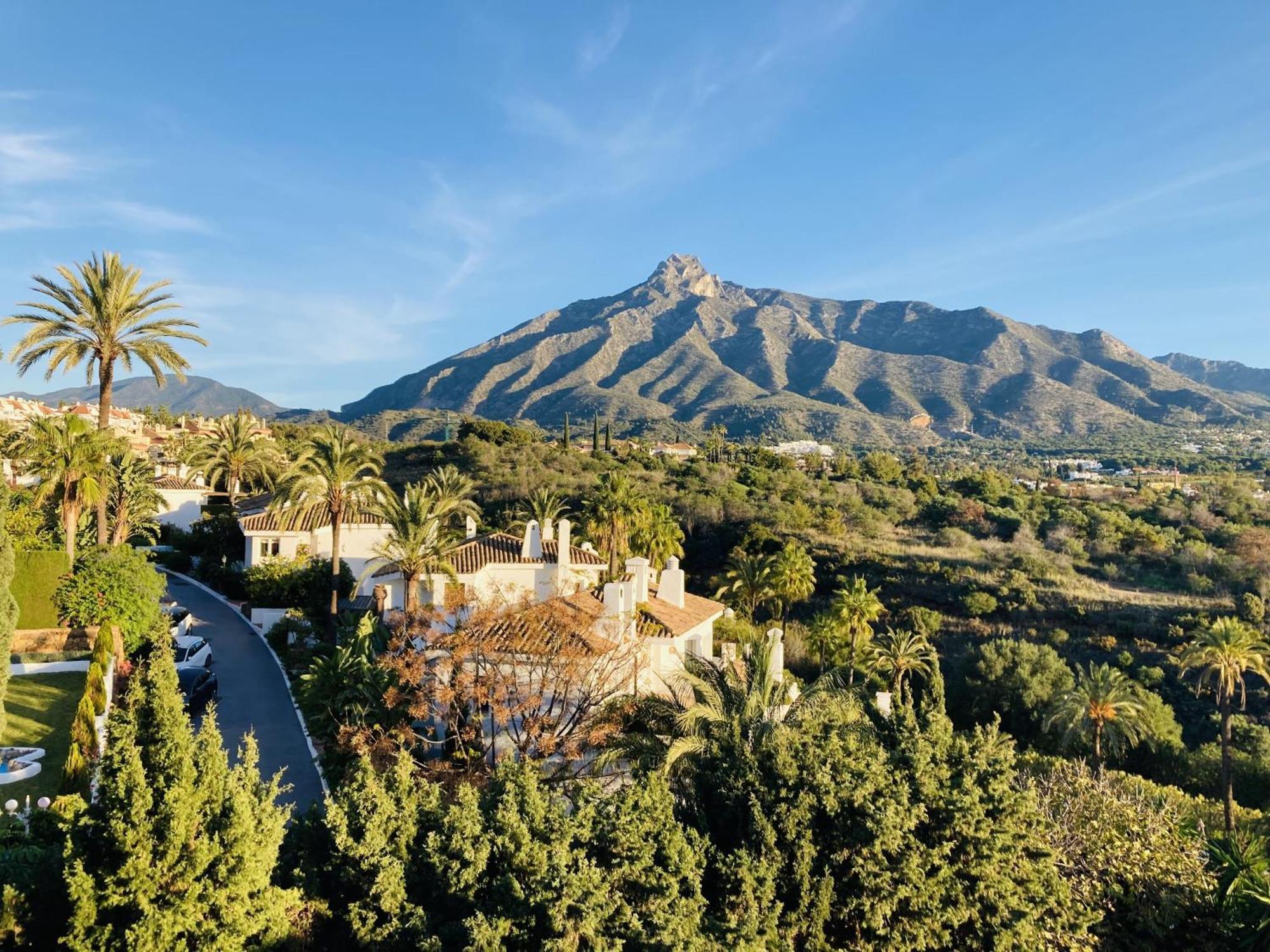 Las Lomas - Pool, Terrace & View Μαρμπέλλα Εξωτερικό φωτογραφία